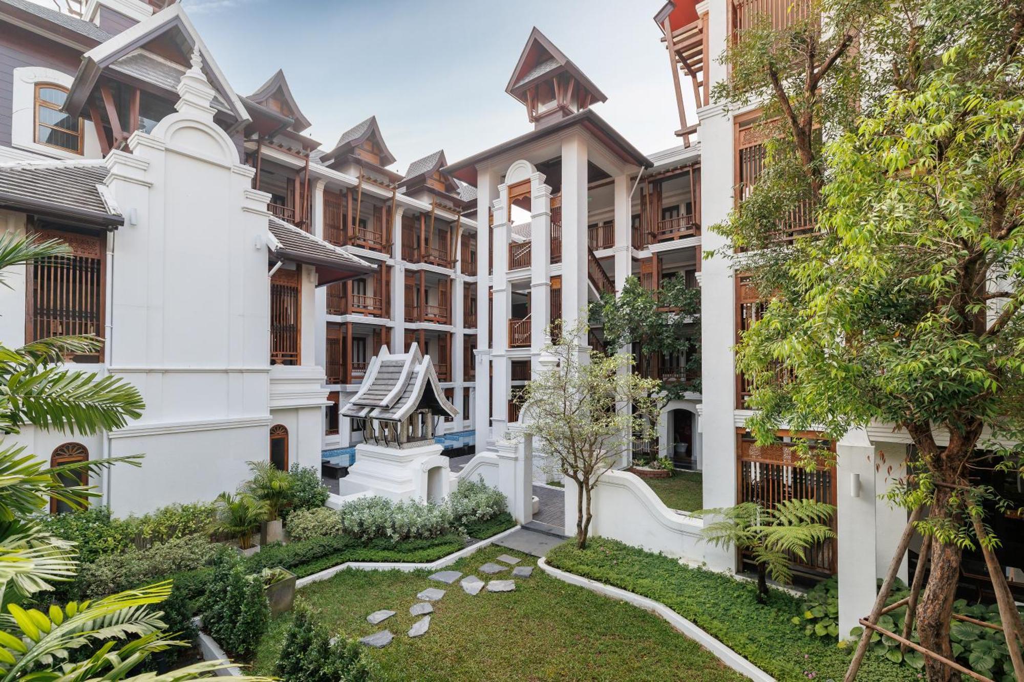 Akira Thaphae Hotel Chiang Mai Exterior photo